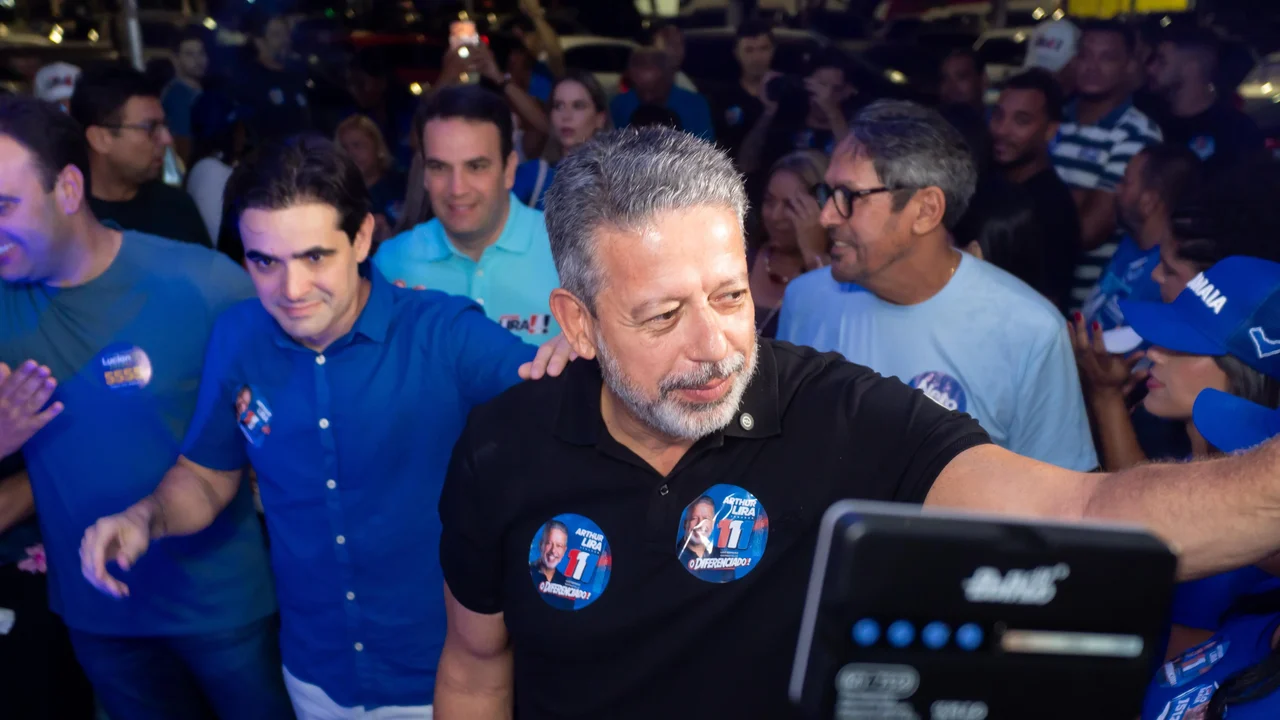 Campanha de Arthur Lira avança na Grande Maceió, ganha as ruas de Satuba e Santa Luzia e soma apoio de Lelo Maia