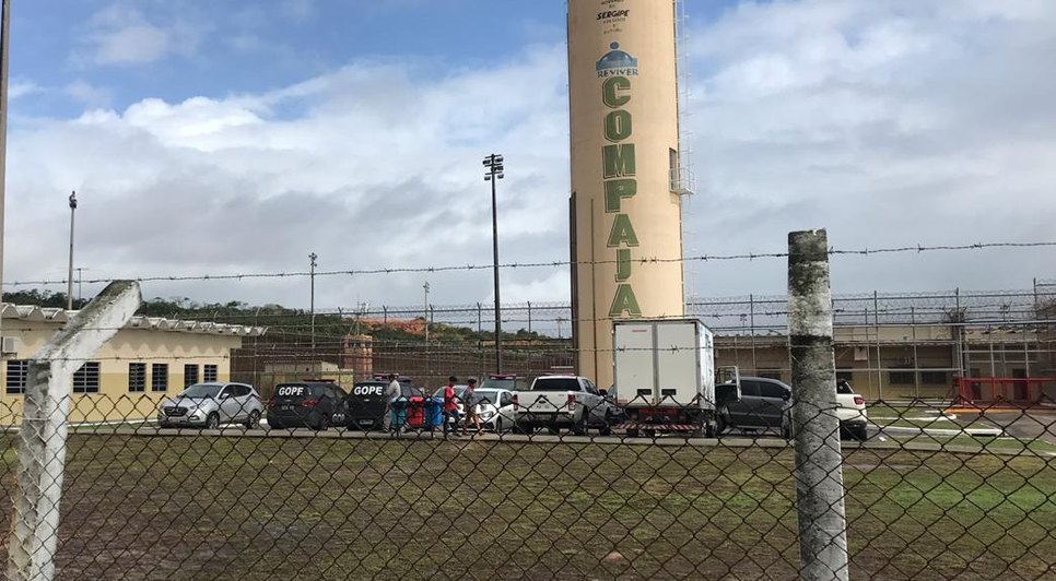 Músico acusado de matar ex-noiva cantora morre no presídio de Aracaju