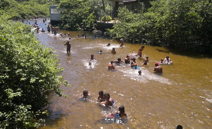 Banho no Rio Niquim está proibido por decreto e desaconselhado por falta de balneabilidade