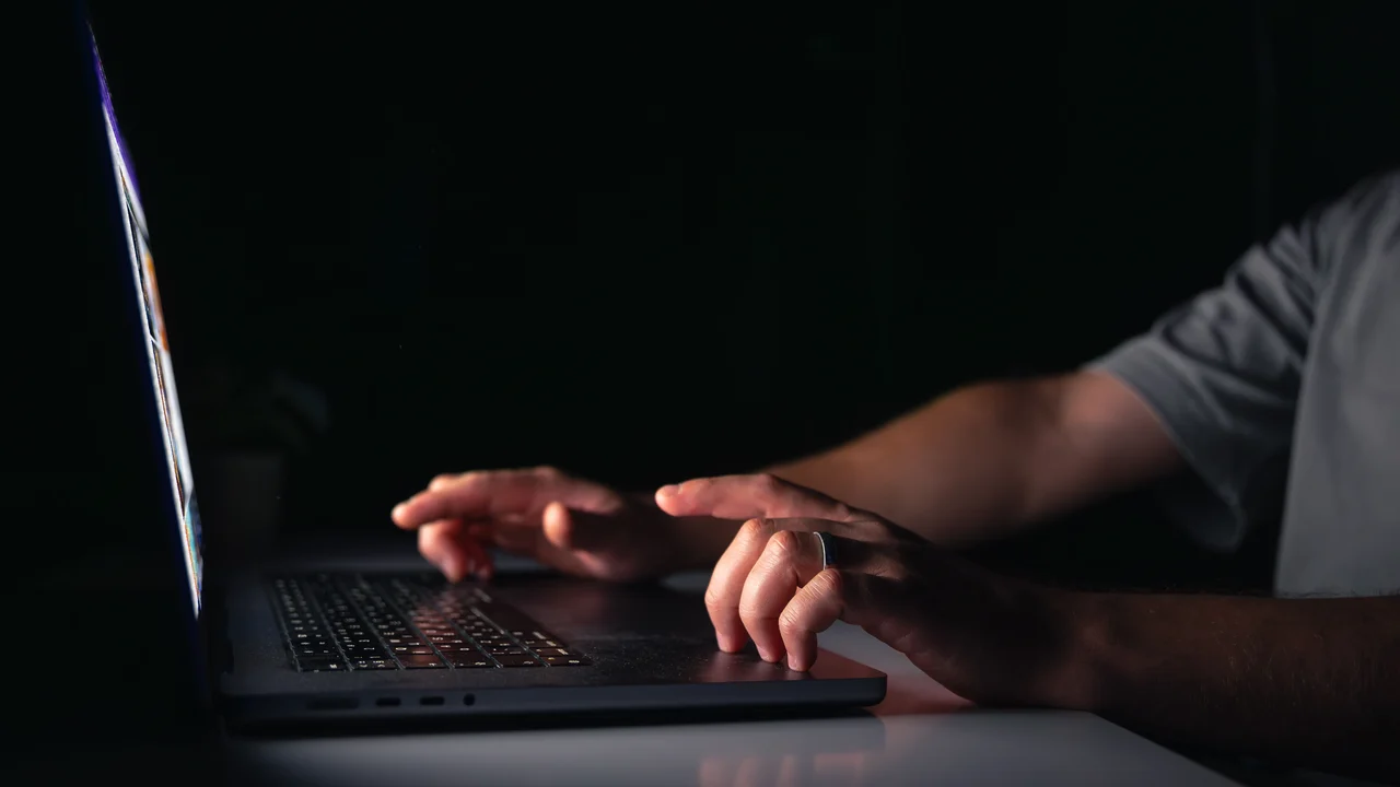 Alerta: golpe usa dados de contribuintes para simular cobranças da Receita Federal