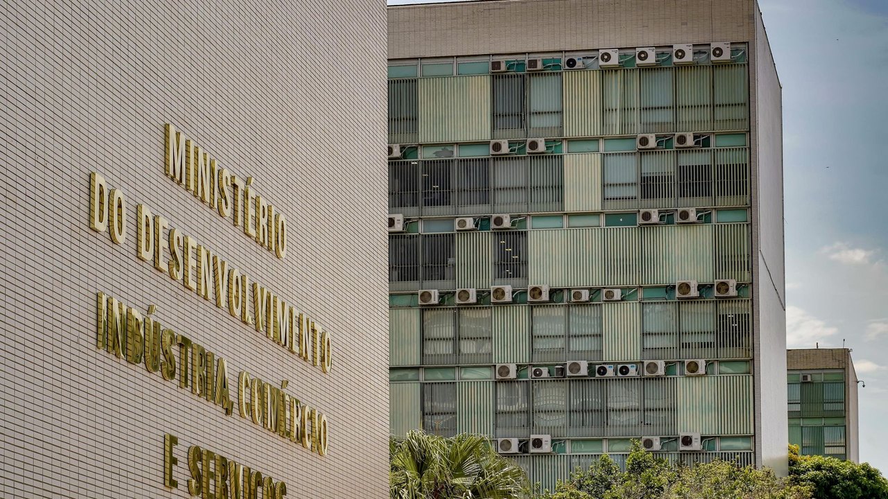 Governo central tem superávit de R$ 10,8 bilhões em julho; resultado é o melhor desde 2022