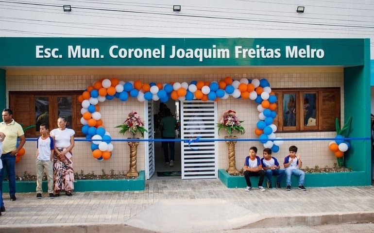Reforma da escola do povoado Olho D’Água Novo, em Belo Monte, é entregue pelo prefeito Dalminho