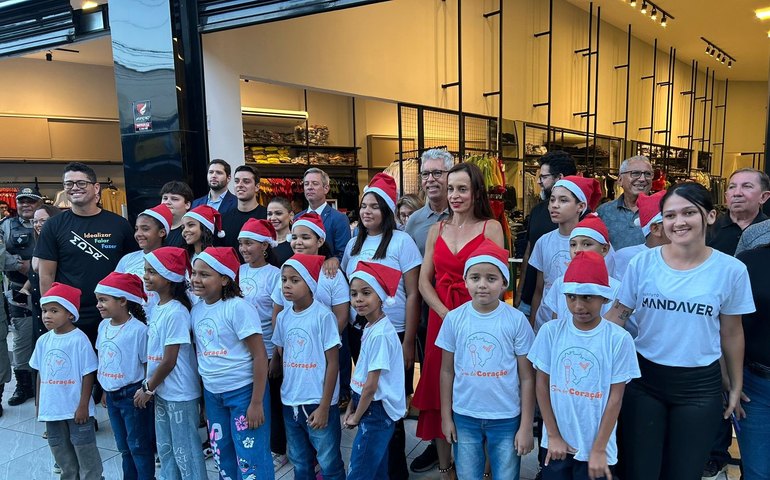 Coral do Instituto Mandaver celebra o Natal com apresentações gratuitas no Palato
