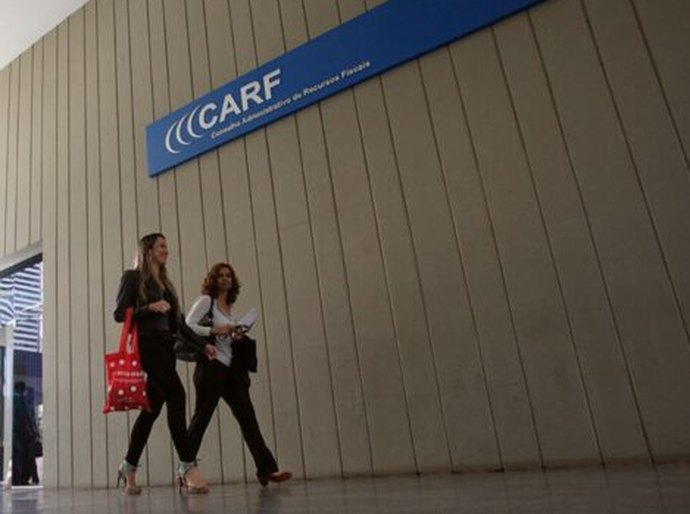 Nova lei retoma voto de qualidade no Carf e tem potencial de aumentar recursos para Municípios