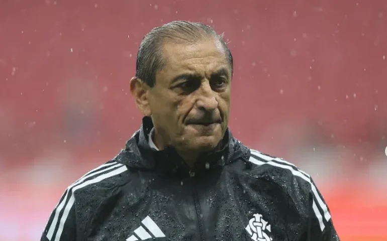 Ramón Díaz é demitido do Internacional após goleada sofrida diante do Vasco