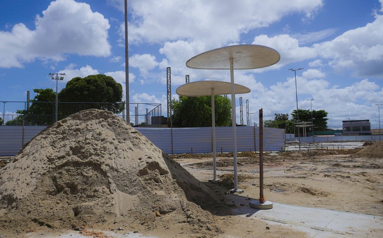 Obra no Parque da Criança passa por nova etapa para implantação de brinquedos