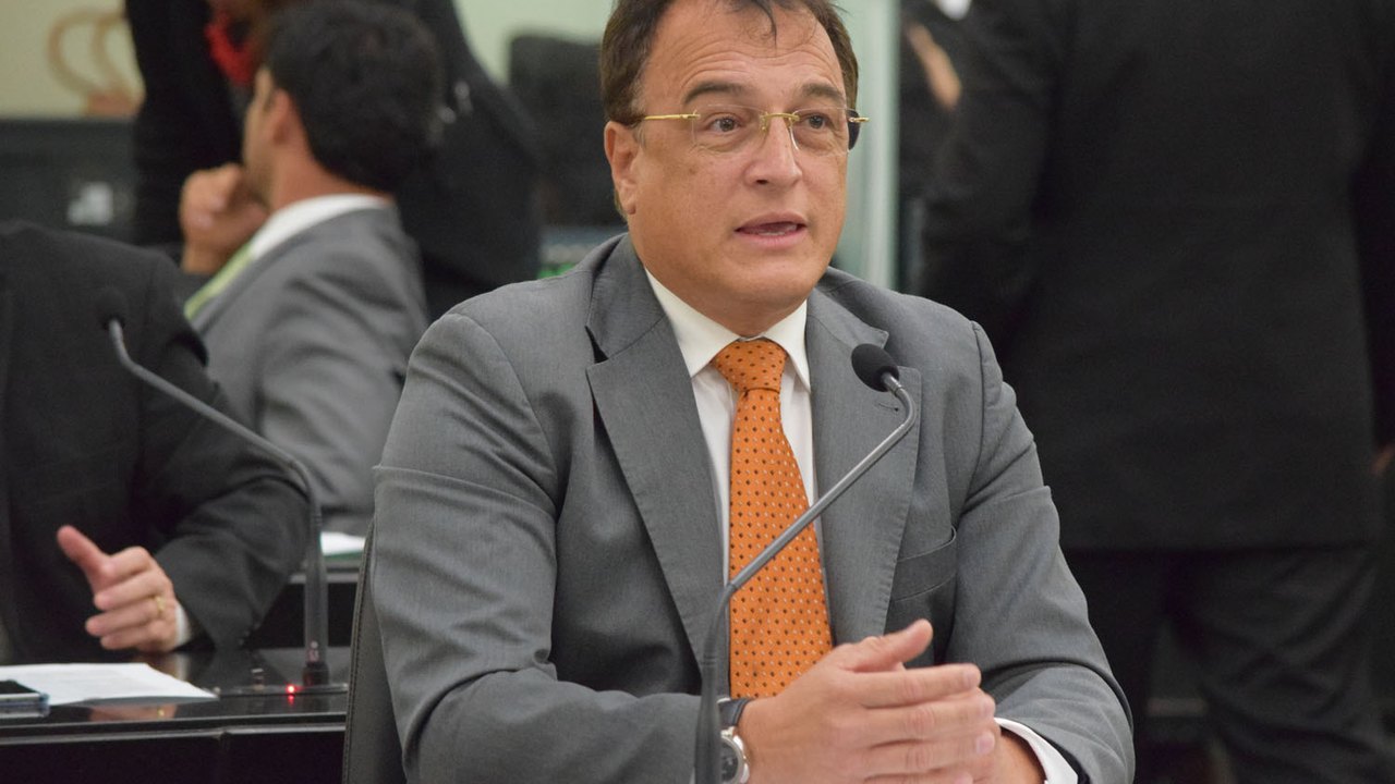 Galba Novaes elogia iniciativa do CREA/AL de intensificar fiscalização preventiva em edifícios