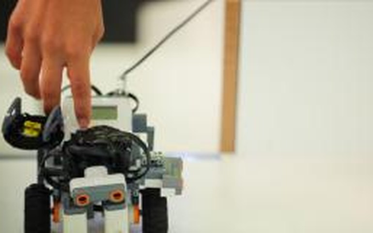 Robótica pode despertar interesse de estudantes por exatas