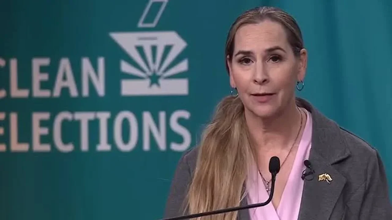 Candidata ao Congresso dos EUA relata agressão sexual sofrida enquanto consertava placa de campanha