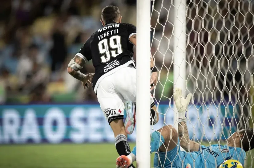 Rayan e Vegetti decidem e Vasco sai em vantagem na Copa do Brasil