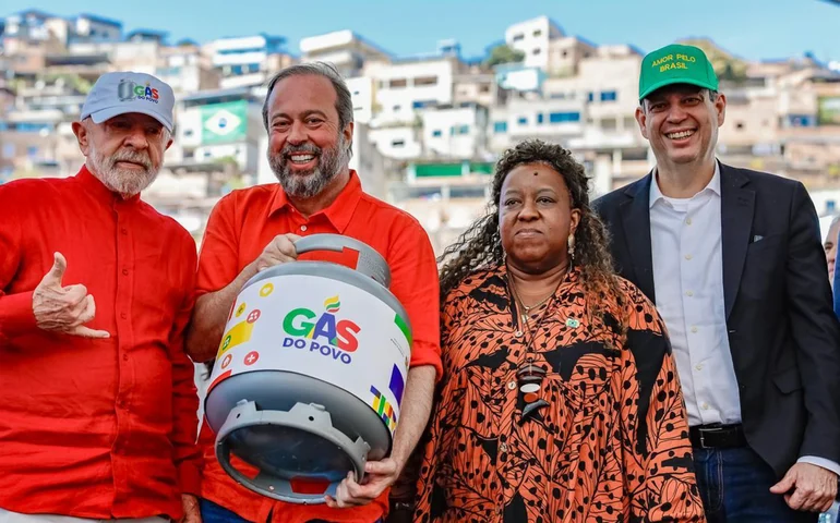 Governo reajusta valores de referência do Gás do Povo em dez estados