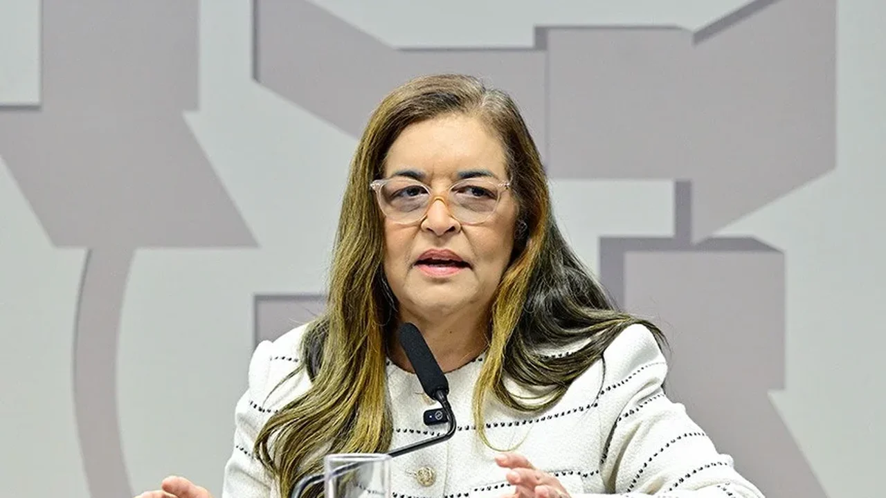 Dra. Eudócia defende piso nacional para médicos e dentistas