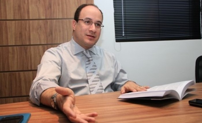 “A OAB é uma entidade irmã da democracia”, diz Thiago Bomfim em entrevista