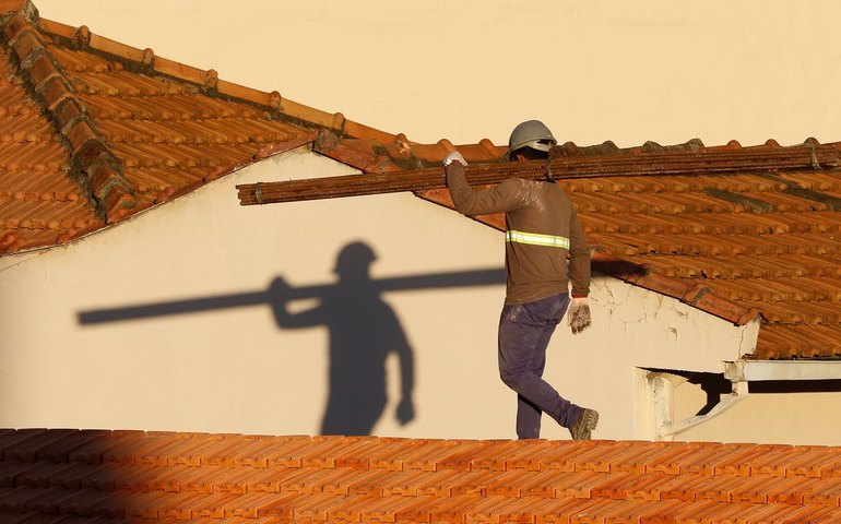 Caged: Brasil criou quase 432 mil empregos formais em fevereiro