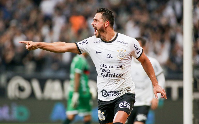 Giuliano vai à Justiça para cobrar R$ 1,8 milhão do Corinthians em direitos de imagem