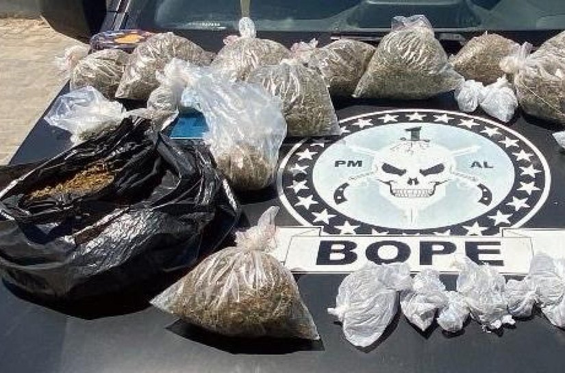 Homem é preso em flagrante com 3kg de drogas em Maceió