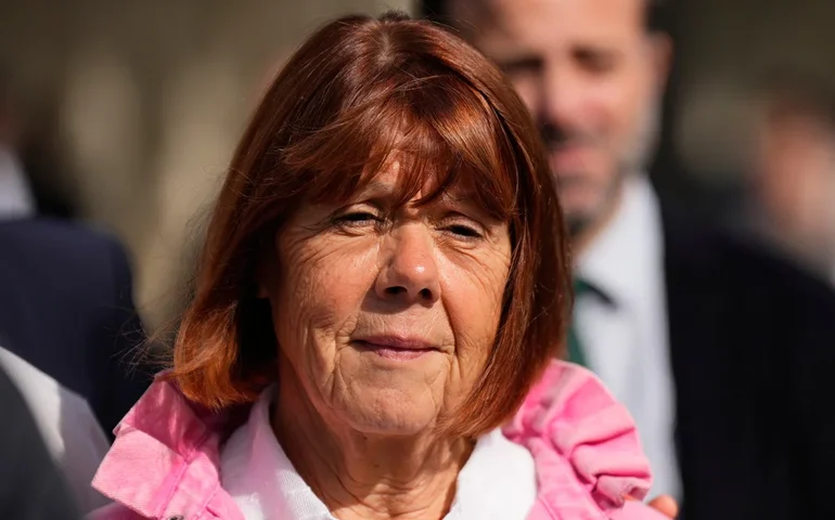 Memórias de Gisèle Pelicot são lançadas em 22 idiomas, transformando o horror em esperança para os sobreviventes