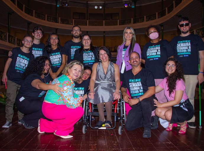 Teca Nelma participa de abertura da Semana Estadual da Pessoa com Deficiência Intelectual e Múltipla