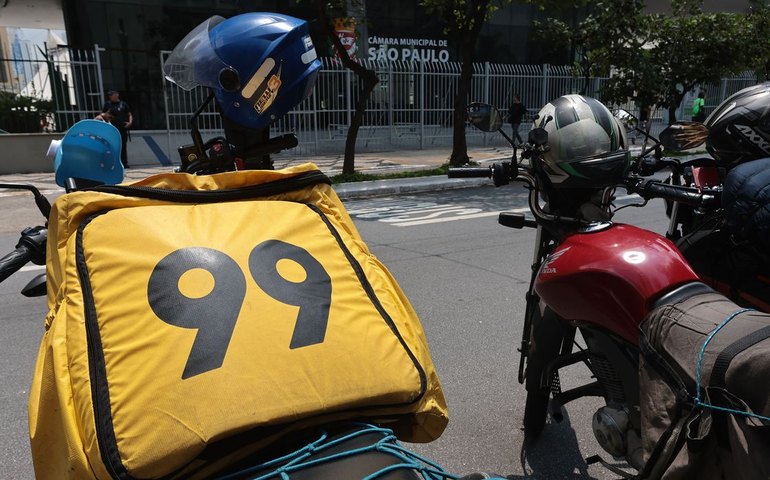 Justiça atende Prefeitura de São Paulo e impede mototáxis na cidade