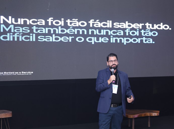 No Dia do Médico, Inteligência Artificial ganha espaço no combate à exaustão e ajuda profissionais a recuperar tempo