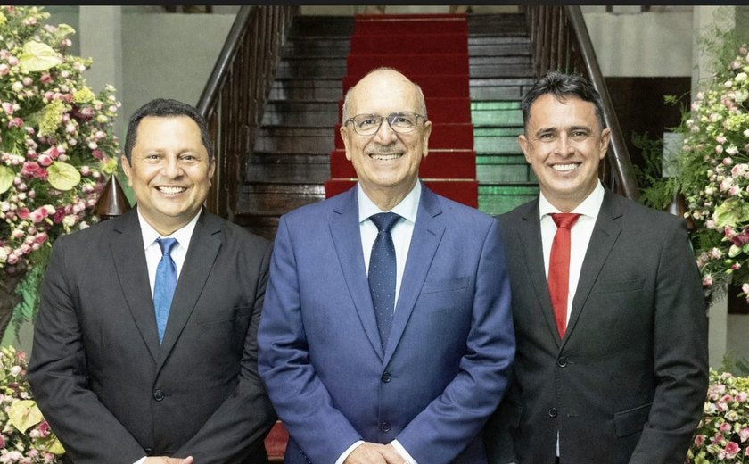 Servidores da Educação da Prefeitura de Penedo encerram ano com reajuste recorde e rateio de 9 milhões de reais