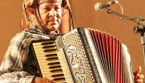 CANTOR EDGAR DO ACORDEON