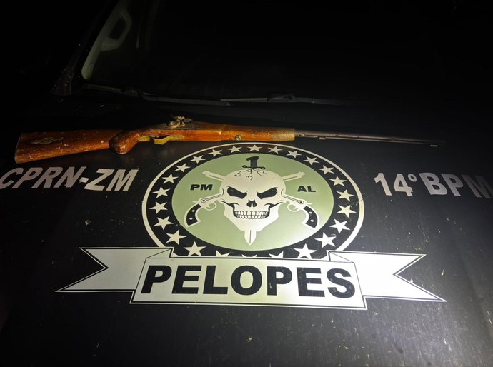 PM apreende entorpecentes e arma de fogo na Zona da Mata alagoana