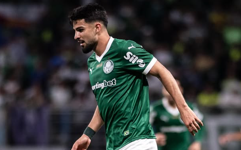 Artilheiro no ano, Flaco López celebra renovação com o Palmeiras até 2029: 'Muito especial'