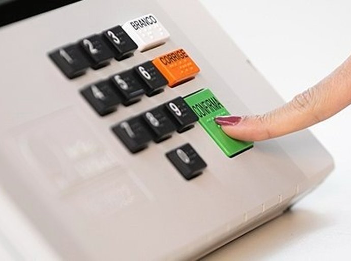 Eleitores sem biometria podem votar nas eleições de 2026