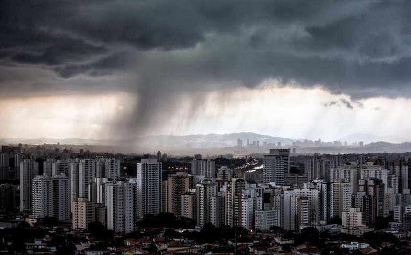 Capital paulista está em estado de atenção para enchentes