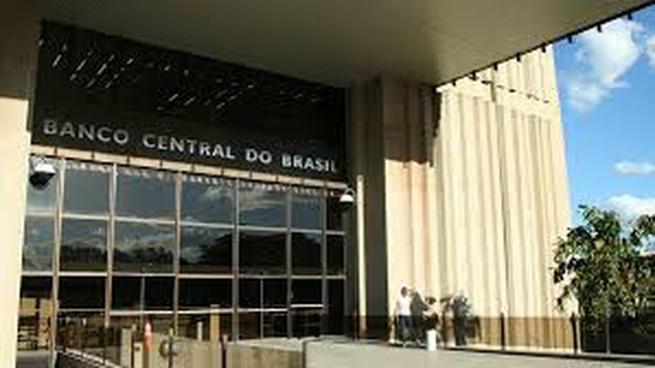 Sindicato do BC vê “sucesso” em paralisação de hoje e reforça ameaça de greve