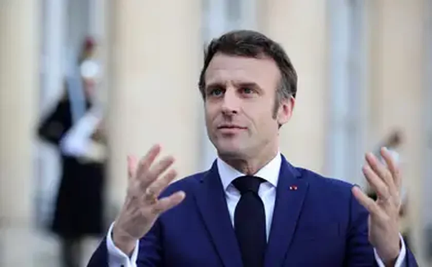 Presidente da França, Emmanuel Macron anuncia nova remessa de armas à Ucrânia