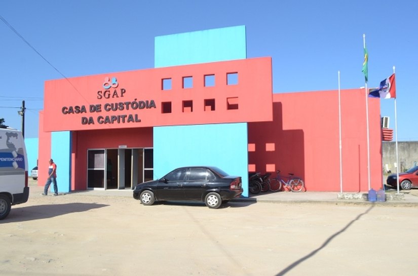 Esgotamento sanitário da Casa de Custodia da Capital passa por melhorias