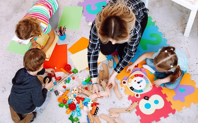 Lei adia celebração do Biênio da Primeira Infância para 2024-2025