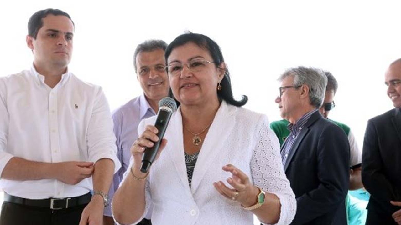 Prefeito Gilberto Gonçalves assina ordem de serviço para reforma e reconstrução da UBS Jorge Nunes em Rio Largo