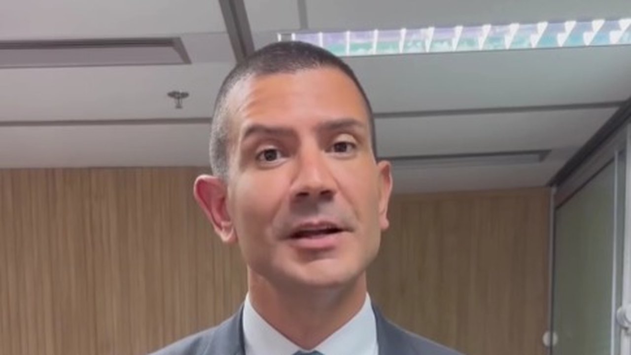 Douglas Ruas busca se desvencilhar de Castro e Bacellar e associa Paes a envolvidos com crime durante sabatina