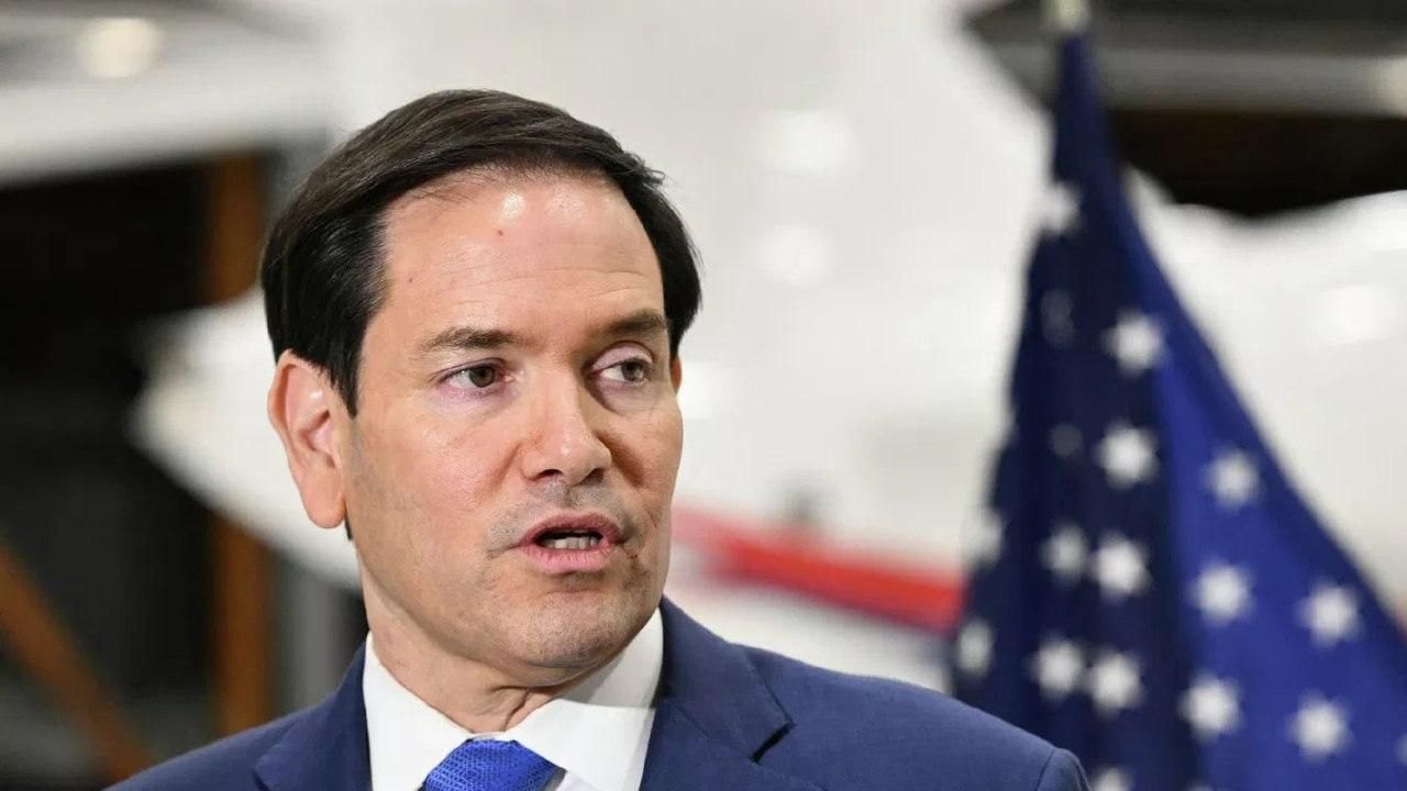 Rubio diz que EUA não ajudaram na fuga de Flávio Bolsonaro