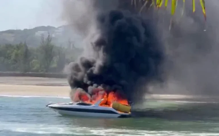Incêndio em lancha deixa 10 feridos em Maragogi; homem teve 30% do corpo queimado
