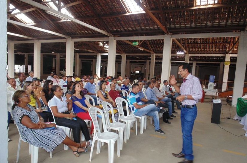 Agricultores canoenses participam de palestra sobre descarte de embalagens tóxicas