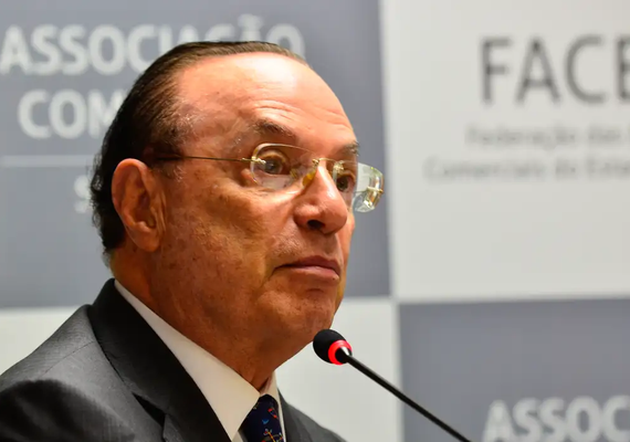Grupo disfarçado de agentes da PF assalta casa de filho de Maluf no Morumbi