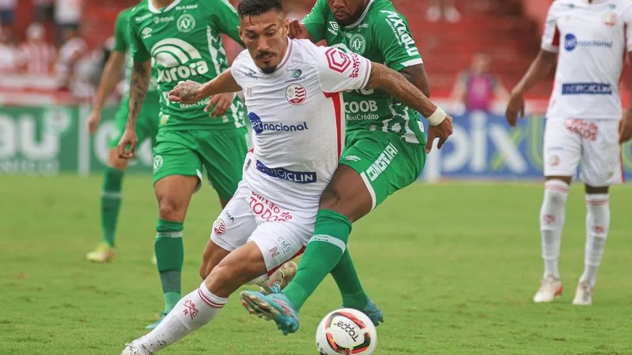 Chapecoense vence o Náutico nos Aflitos com gol nos acréscimos pela Série B
