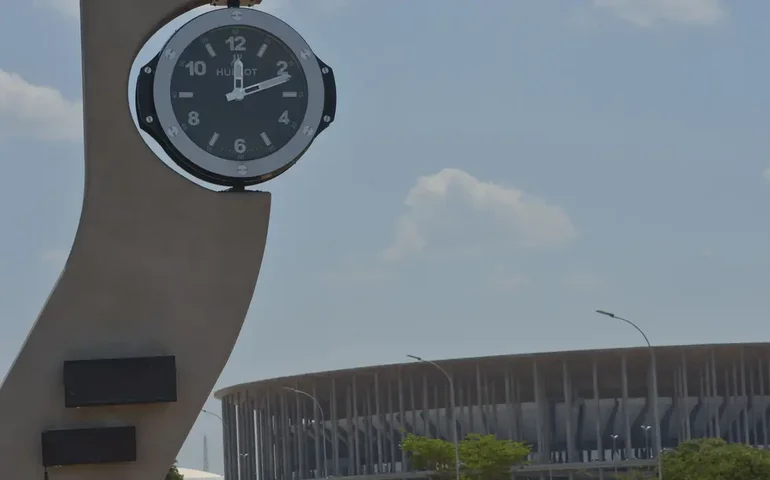 Governo descarta adoção do horário de verão neste ano