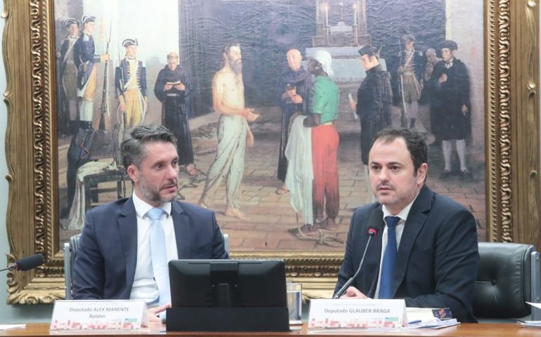 CCJ nega recurso de Glauber Braga contra decisão do Conselho de Ética pela cassação do seu mandato