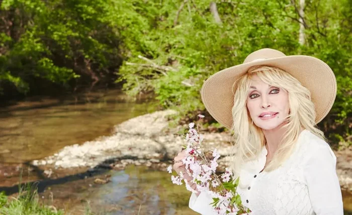 Dolly Parton morreu aos 80 anos nesta terça-feira, 25; causa da morte não foi divulgada pela família