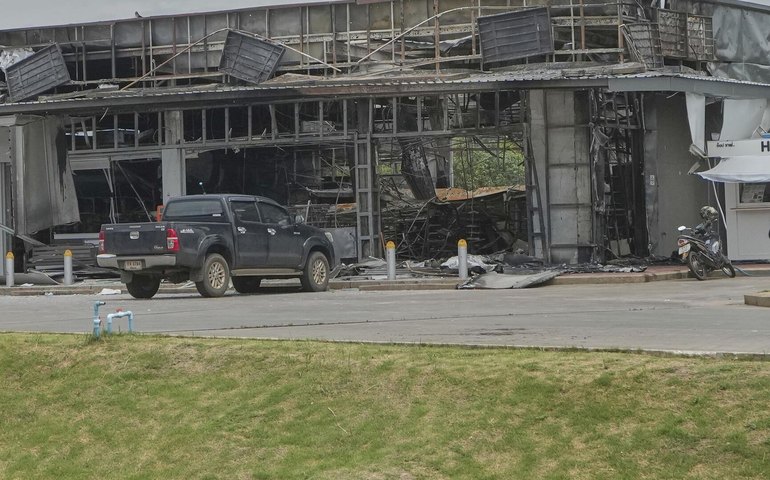 Quais são as últimas atualizações sobre a escalada entre Tailândia e Camboja?