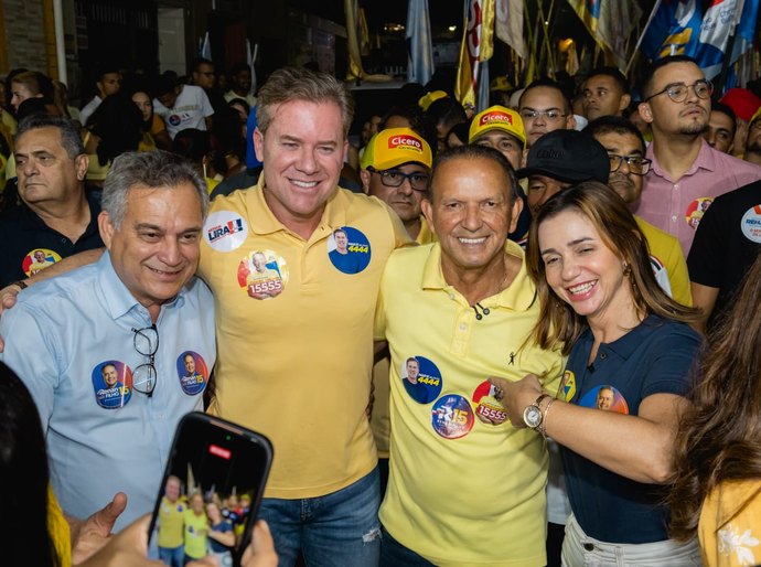 Com apoio de lideranças, prefeitos e da população do Norte de AL, Marx Beltrão avança para ser o deputado federal mais votado da regiã