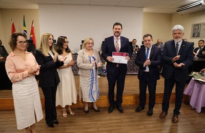 MPAL entrega Medalha Mérito a corregedor nacional e promove Diálogos Estratégicos na Defesa da Mulher