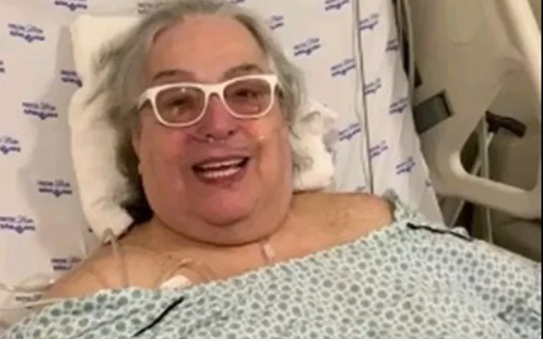 Mamma Bruschetta sofre acidente em casa e é resgatada por bombeiros