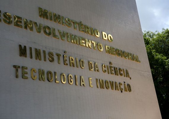 Governo realiza concurso público com 814 vagas