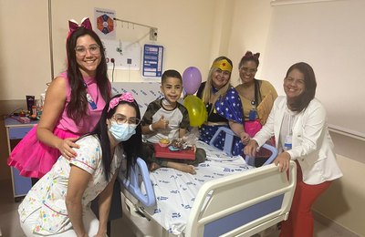 Hospital Maceió promove ações alusivas ao Dia das Crianças e ao Outubro Rosa